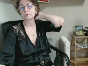 ChaudeRoxane  live sex cam