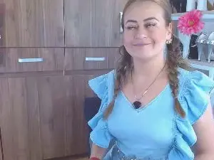 MAGHENTA1976  live sex cam