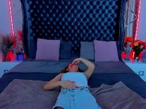 MilaAddams  live sex cam