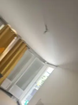 NeufUnLaura  live sex cam