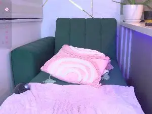 Bellaspring  live sex cam