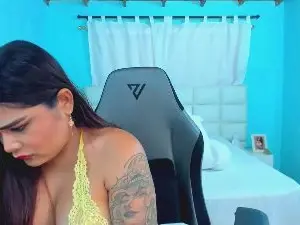 Shadia_orozco  live sex cam