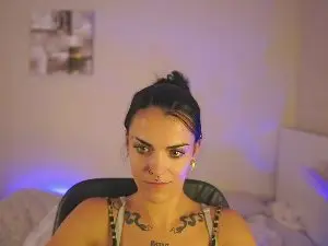 Pauline_2005  live sex cam