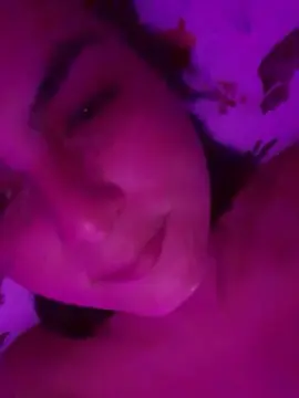 Cuteandwet  live sex cam