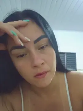 Baronesa520  live sex cam