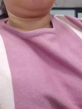Lovelynhing88  live sex cam