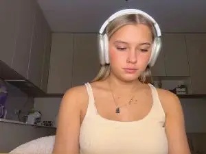 RubyeStrande  live sex cam