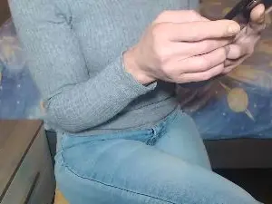 Arta33  live sex cam