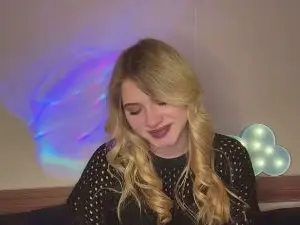 BabetteBertrum  live sex cam