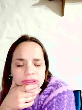 EstrellitaCos  live sex cam