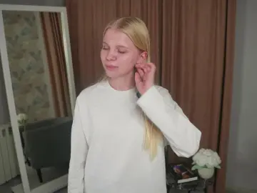 LoretteWaldhoff  live sex cam