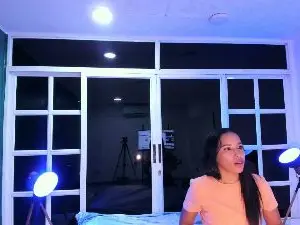 Sara_Myers  live sex cam
