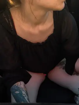 Marikahotfun  live sex cam