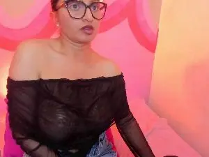 Greixylufribush  live sex cam
