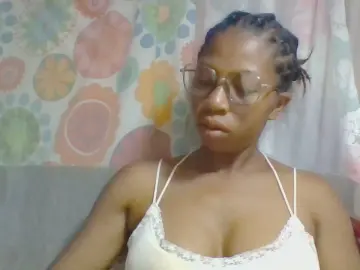 Stelly18  live sex cam