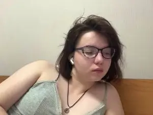 EliciaShirah  live sex cam