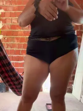 Suhsantos  live sex cam