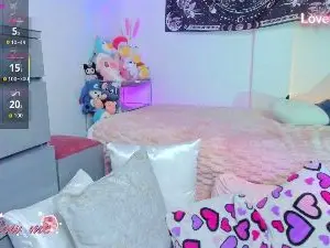 Milita_houston  live sex cam