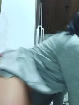 51_9978761onz  live sex cam
