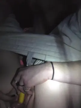 Mizery34  live sex cam