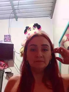Thiana2  live sex cam