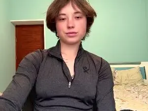 HedyLombardino  live sex cam