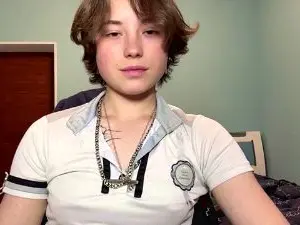HedyLombardino  live sex cam