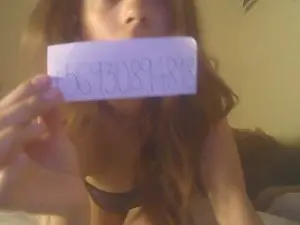 Virgenlatinaa  live sex cam