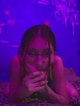 Abruu_19  live sex cam
