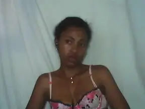 Louinah  live sex cam