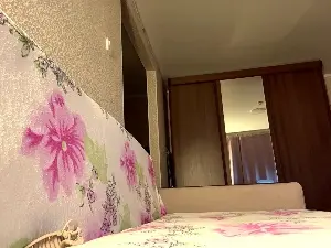 MoolightLynx  live sex cam