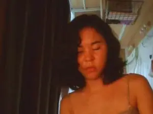 KyongOubre  live sex cam