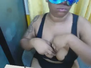 LekkereNaya  live sex cam