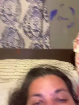 Squirterbby42  live sex cam