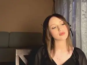 AdeliaDerousse  live sex cam