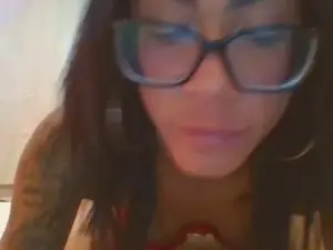 Lariannesilv  live sex cam