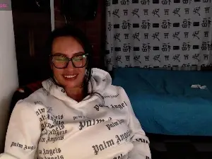 Lunasw01  live sex cam