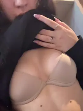 EvaPerla  live sex cam