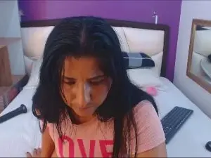 Miia_Rosee_  live sex cam