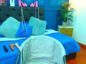 Zohet_kriss  live sex cam