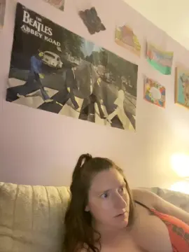 Freespiritchic  live sex cam