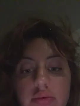 Izzycums  live sex cam