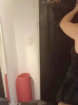 Kinkypet69  live sex cam