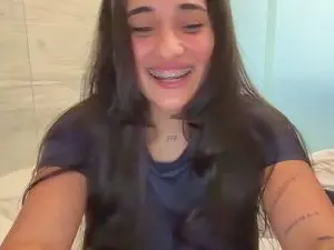 Pitufina8  live sex cam