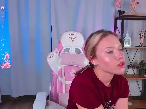 ShainaTrump  live sex cam