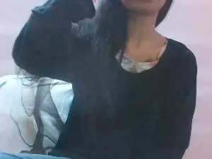 Harlequuinnn  live sex cam