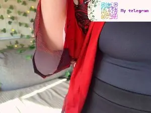 RiotKitten  live sex cam