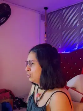 Roxanne_Han  live sex cam