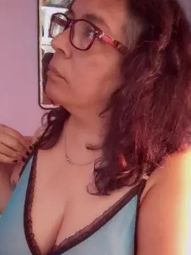 Yoilene  live sex cam