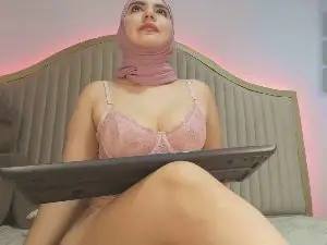 Dalilasaadi  live sex cam